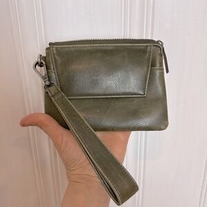MATT & NAT cute little olive green wristlet